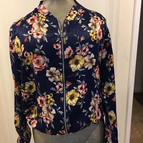 NWT floral satin navy bomber zip up jacket - Picture 2 of 8